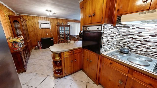 1001 Fairlane Drive, Dothan, AL 36301