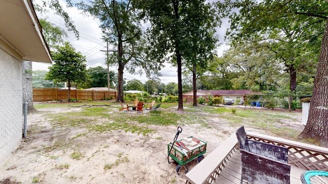 1001 Fairlane Drive, Dothan, AL 36301