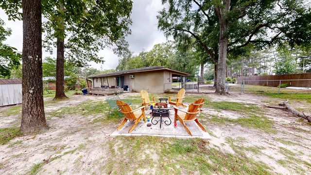 1001 Fairlane Drive, Dothan, AL 36301