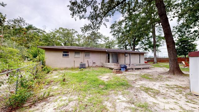 1001 Fairlane Drive, Dothan, AL 36301