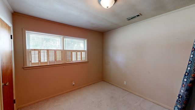 1001 Fairlane Drive, Dothan, AL 36301