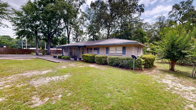 1001 Fairlane Drive, Dothan, AL 36301