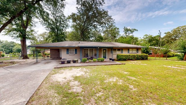 1001 Fairlane Drive, Dothan, AL 36301
