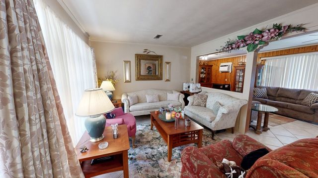 1001 Fairlane Drive, Dothan, AL 36301