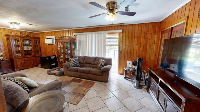 1001 Fairlane Drive, Dothan, AL 36301