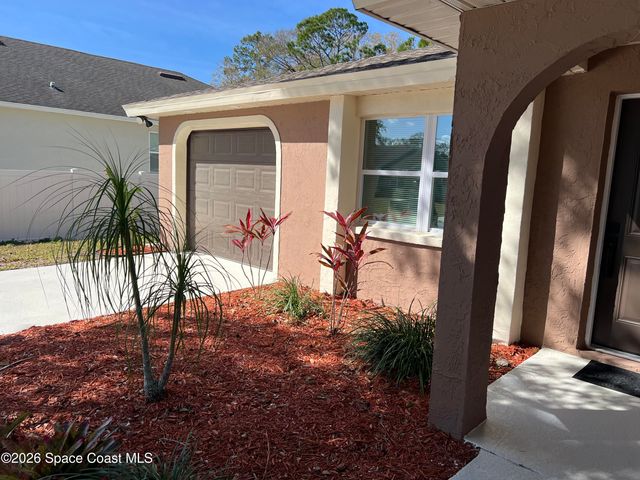 1151 Tarleton Street SE, Palm Bay, FL 32909