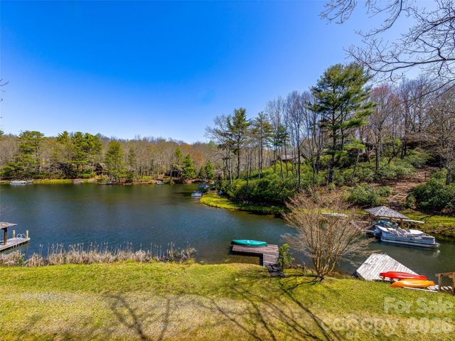 46 Kassahola Drive, Brevard, NC 28712