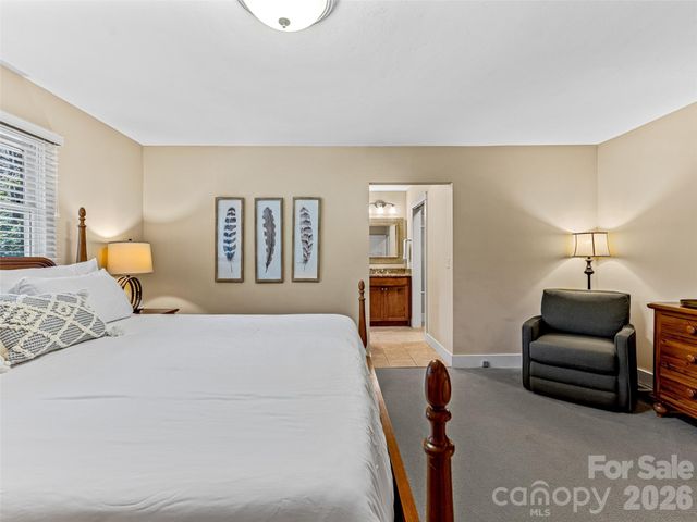 46 Kassahola Drive, Brevard, NC 28712