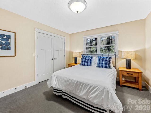 46 Kassahola Drive, Brevard, NC 28712