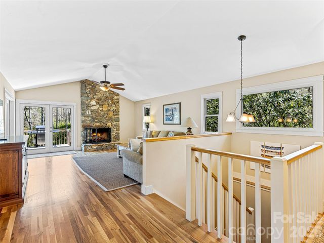 46 Kassahola Drive, Brevard, NC 28712