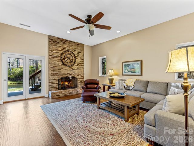 46 Kassahola Drive, Brevard, NC 28712