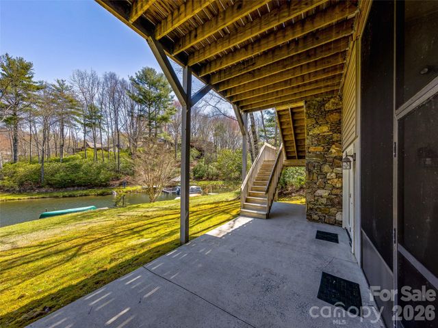 46 Kassahola Drive, Brevard, NC 28712