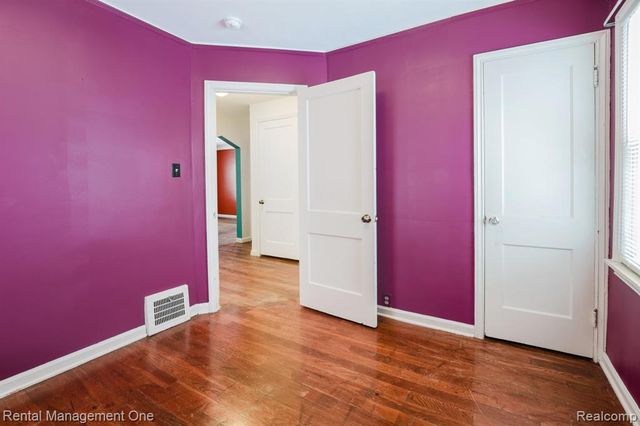 3354 Monroe Street, Dearborn, MI 48124