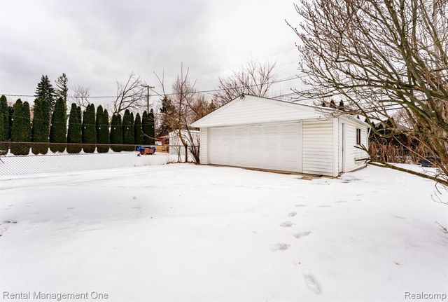 3354 Monroe Street, Dearborn, MI 48124