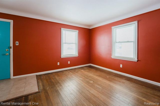 3354 Monroe Street, Dearborn, MI 48124