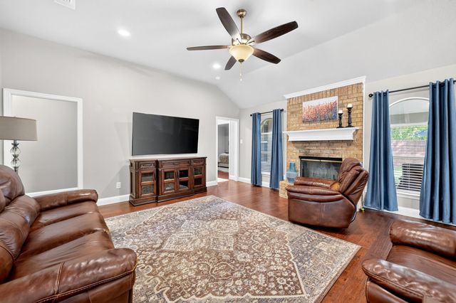3625 Kodiak Court, Fort Worth, TX 76137