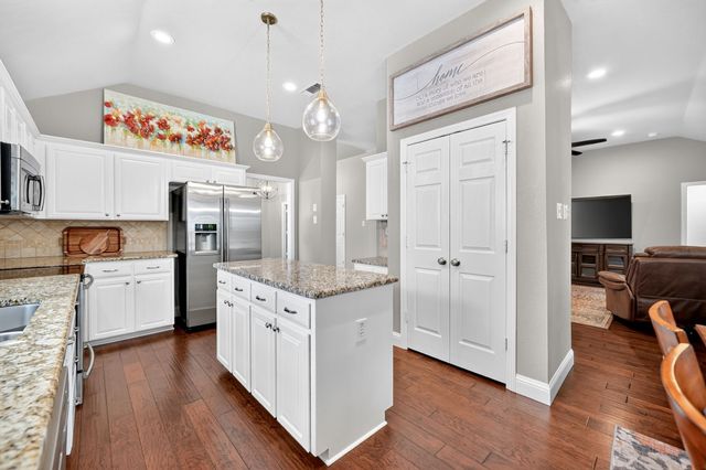 3625 Kodiak Court, Fort Worth, TX 76137