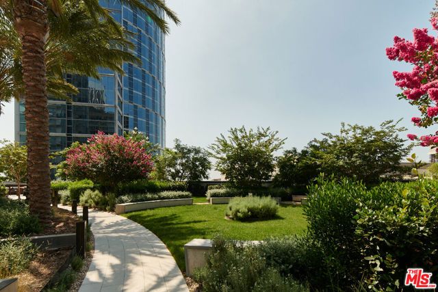 211 W Elm Court 34B, Los Angeles, CA 90067