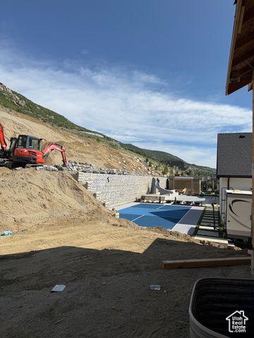 292 N FLAG ROCK DR, Farmington, UT 84025