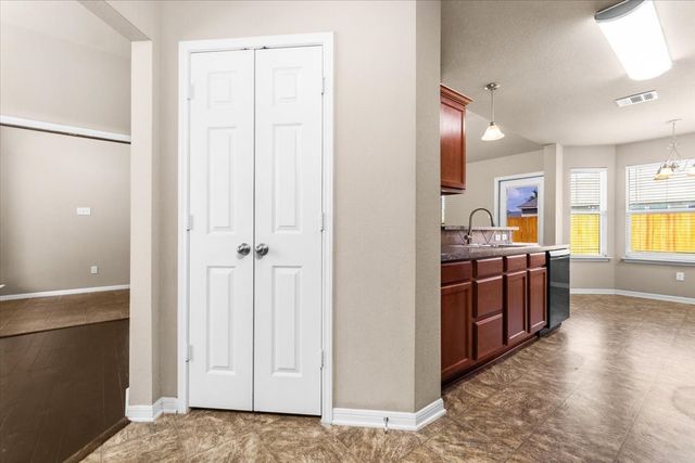 1220 Neuberry Cliffe, Temple, TX 76502