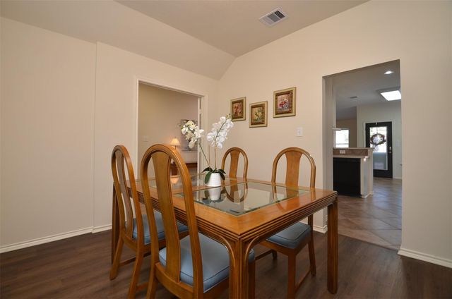 2018 Clara Lake Court, Richmond, TX 77406