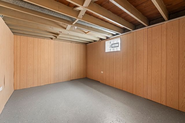 13904 S Tracy Avenue, Riverdale, IL 60827