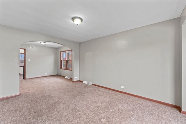 13904 S Tracy Avenue, Riverdale, IL 60827