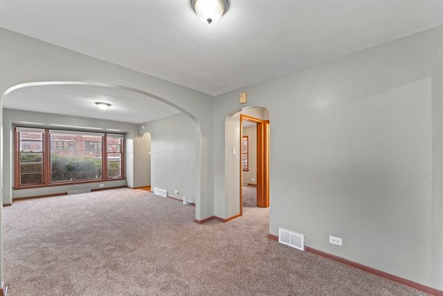 13904 S Tracy Avenue, Riverdale, IL 60827