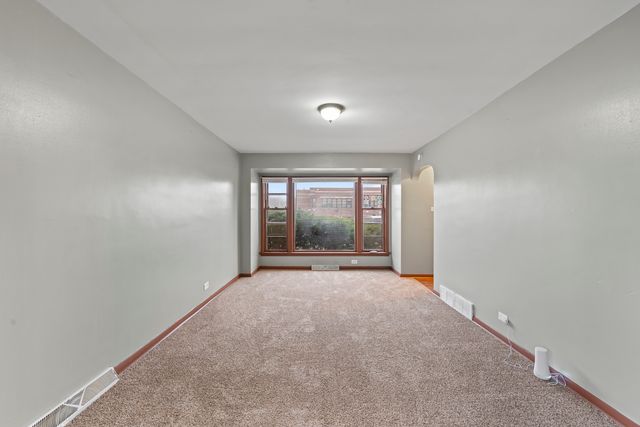 13904 S Tracy Avenue, Riverdale, IL 60827