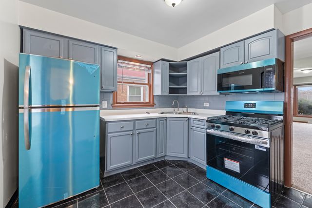 13904 S Tracy Avenue, Riverdale, IL 60827