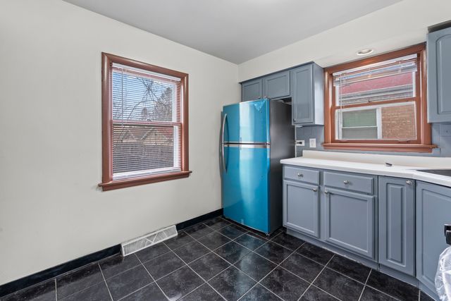 13904 S Tracy Avenue, Riverdale, IL 60827