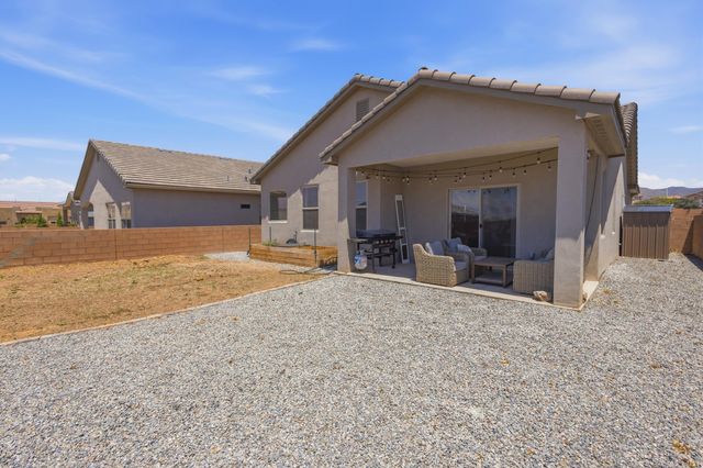 2027 White Dove Street SE, Albuquerque, NM 87123