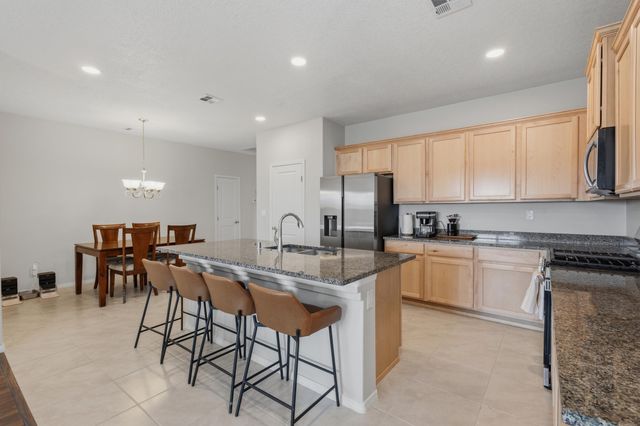 2027 White Dove Street SE, Albuquerque, NM 87123