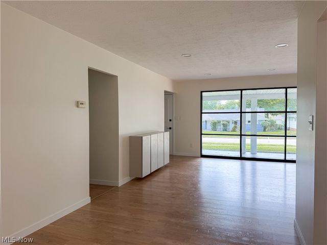 6351 Springwood Road, Parma Heights, OH 44130