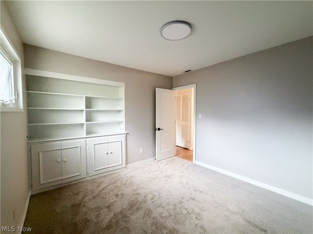 6351 Springwood Road, Parma Heights, OH 44130