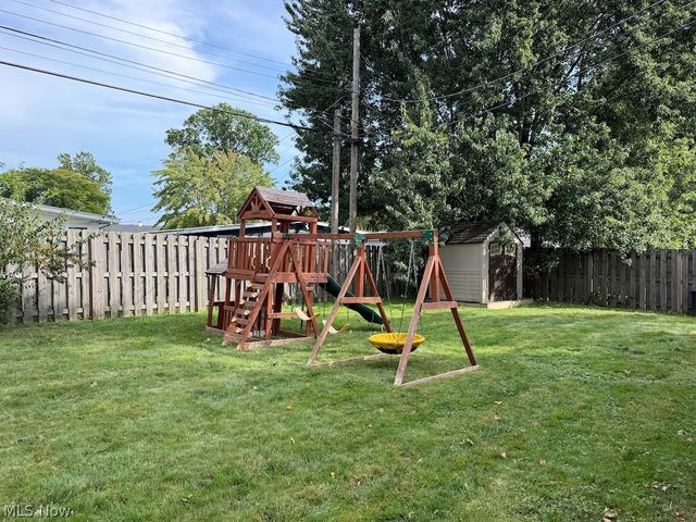 6351 Springwood Road, Parma Heights, OH 44130
