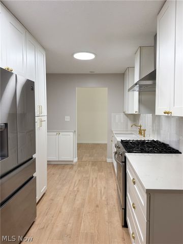 6351 Springwood Road, Parma Heights, OH 44130