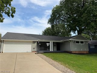 6351 Springwood Road, Parma Heights, OH 44130
