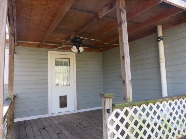 2513 W Walker Street, Denison, TX 75020