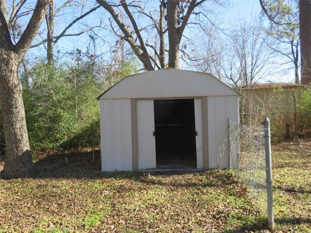 2513 W Walker Street, Denison, TX 75020