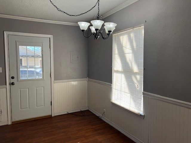 2513 W Walker Street, Denison, TX 75020