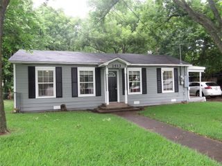 2513 W Walker Street, Denison, TX 75020