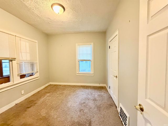 1119 Brookside Drive, Evansville, IN 47714