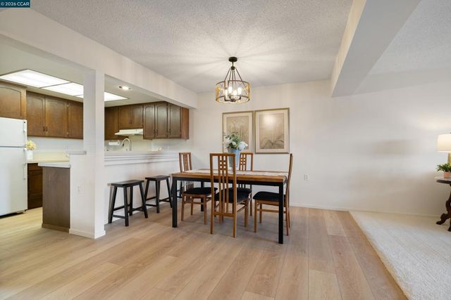 1348 1348 Rockledge Ln 4, Walnut Creek, CA 94595