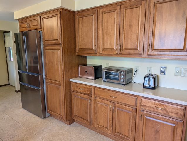 2155 Oriole Drive, Freeport, IL 61032