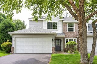 2712 Wagon Wheel Curve, Chaska, MN 55318