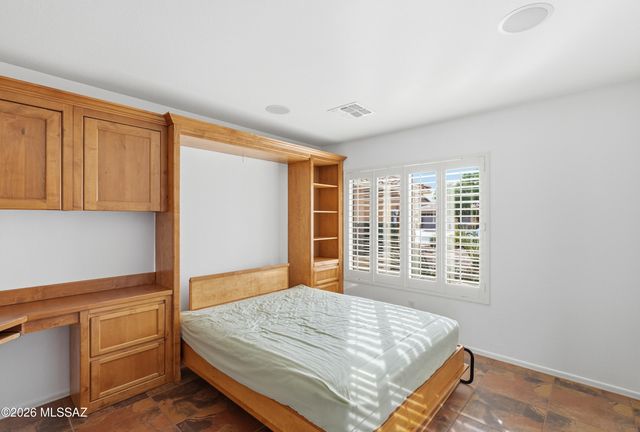 1140 N Rams Head Road, Green Valley, AZ 85614