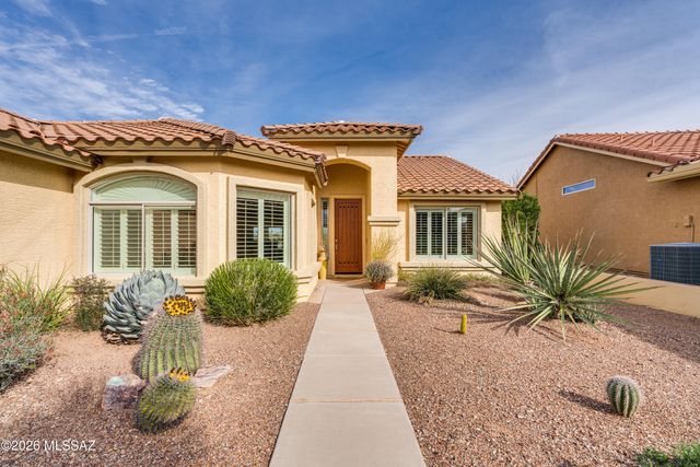 1140 N Rams Head Road, Green Valley, AZ 85614