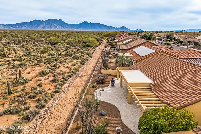 1140 N Rams Head Road, Green Valley, AZ 85614