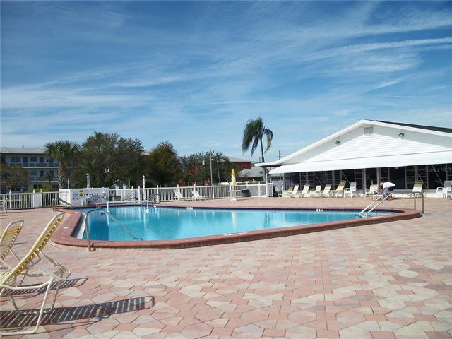 5850 18TH STREET N 7, St Petersburg, FL 33714